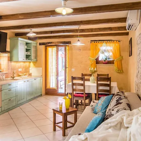 Villa Arberia - Coastal Luxury With Panoramic Views Vuno